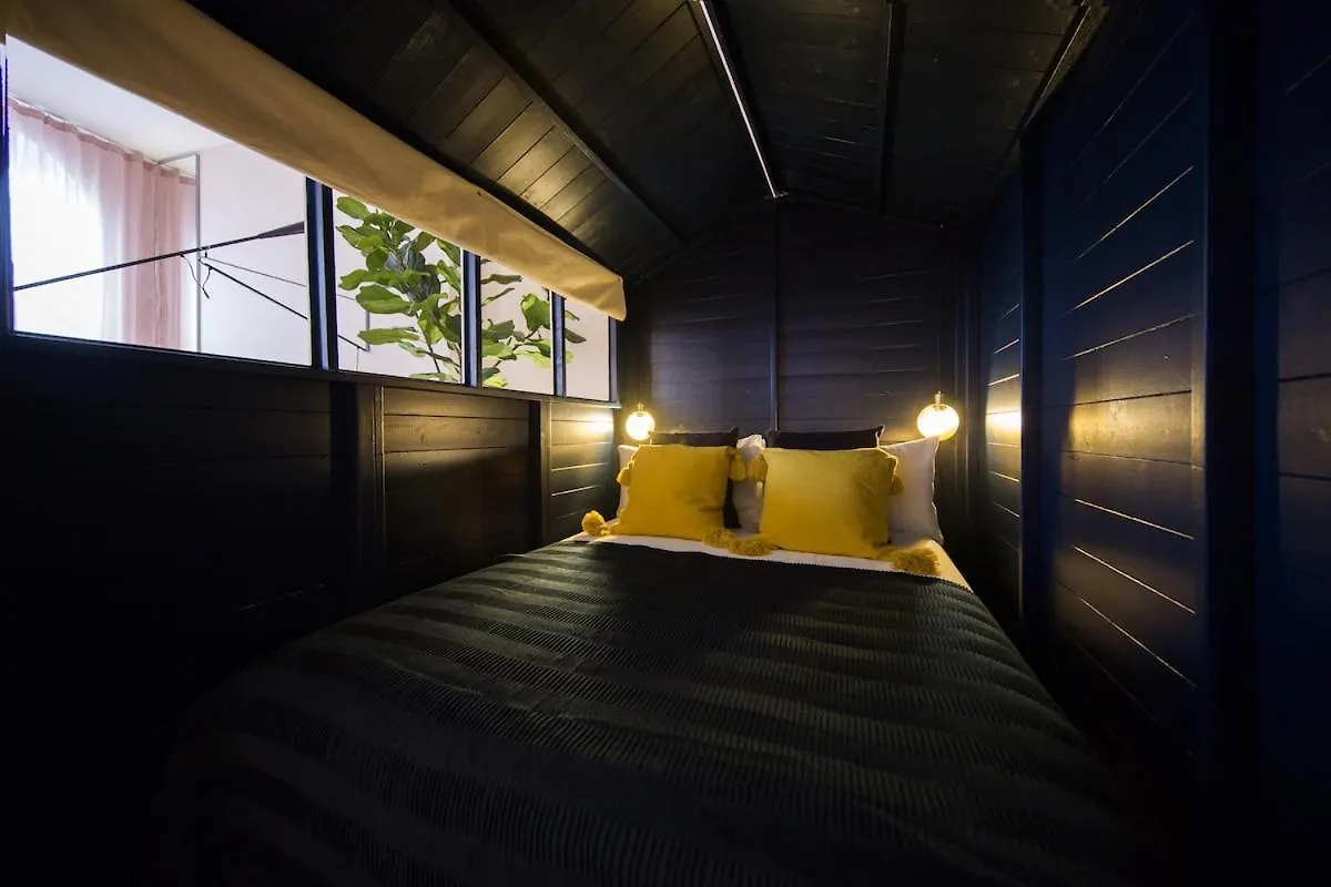 Loft W 100Inch Cinema, Premium Mattress & Hammock, By The Design Traveller Apartment London 0*,  United Kingdom